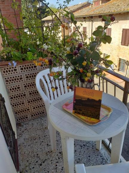 Guest House Edera San Gimignano Eksteriør billede
